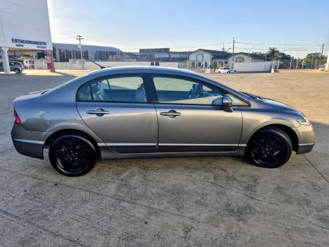 HONDA Civic 1.8 16V 4P FLEX LXS, Foto 4