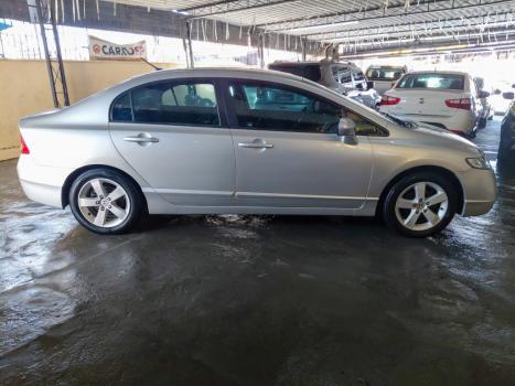HONDA Civic 1.8 16V 4P FLEX LXS, Foto 4