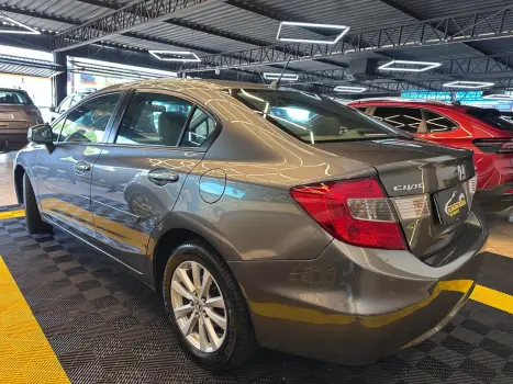 HONDA Civic 1.8 16V 4P FLEX LXS AUTOM�TICO, Foto 4