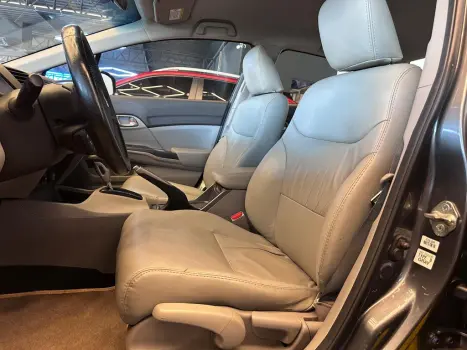 HONDA Civic 1.8 16V 4P FLEX LXS AUTOM�TICO, Foto 7