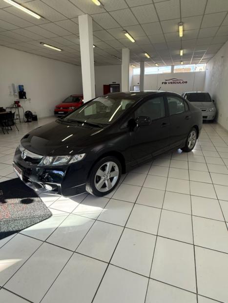 HONDA Civic 1.8 16V 4P LXS, Foto 2