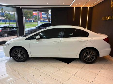 HONDA Civic 1.8 16V 4P FLEX LXS AUTOM�TICO, Foto 4