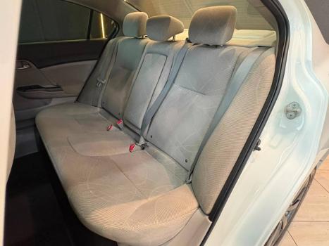 HONDA Civic 1.8 16V 4P FLEX LXS AUTOM�TICO, Foto 13