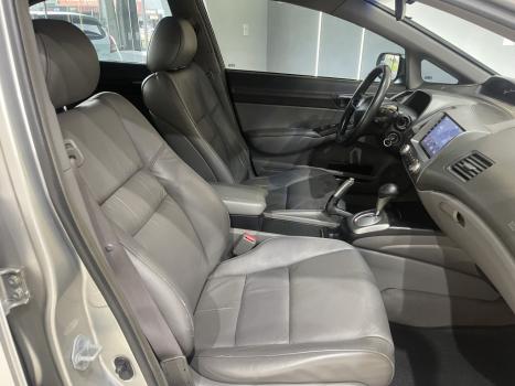 HONDA Civic 1.8 16V 4P FLEX LXS AUTOM�TICO, Foto 5