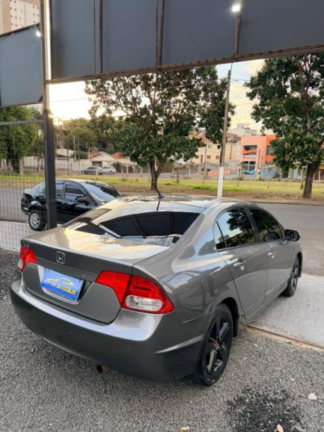 HONDA Civic 1.8 16V 4P FLEX LXS AUTOM�TICO, Foto 6