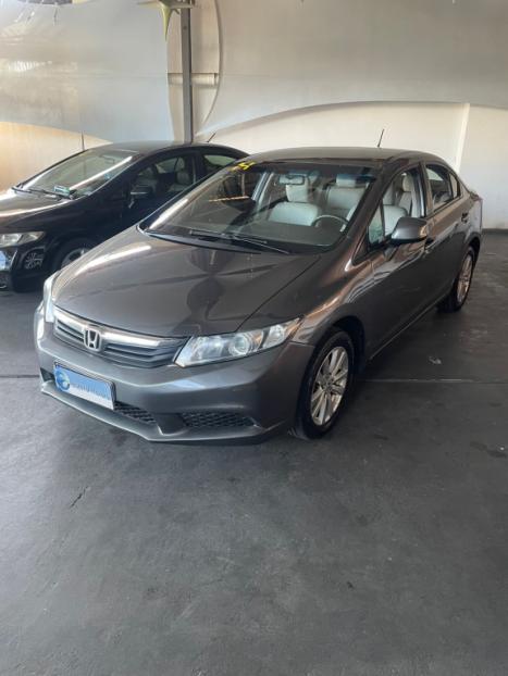 HONDA Civic 1.8 16V 4P FLEX LXS AUTOM�TICO, Foto 3