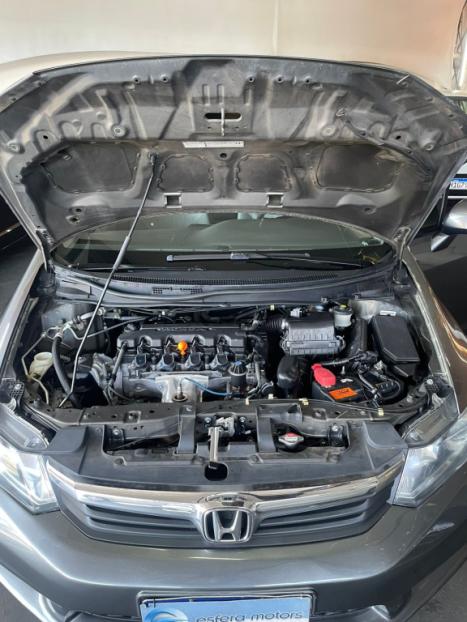 HONDA Civic 1.8 16V 4P FLEX LXS AUTOM�TICO, Foto 13