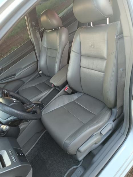 HONDA Civic 1.8 16V 4P FLEX LXS AUTOMÁTICO, Foto 9