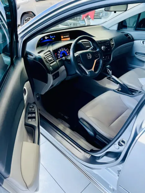 HONDA Civic 2.0 16V 4P FLEX LXR AUTOMÁTICO, Foto 18 HONDA Civic 2.0 16V 4P FLEX LXR AUTOMÁTICO, Foto 18