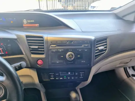 HONDA Civic 2.0 16V 4P FLEX LXR AUTOMTICO, Foto 17