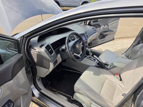 HONDA Civic 2.0 16V 4P EXR, Foto 14