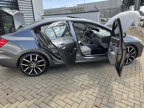 HONDA Civic 2.0 16V 4P EXR, Foto 17
