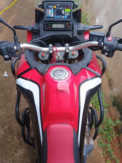 HONDA CRF 1000L Africa Twin TE, Foto 4
