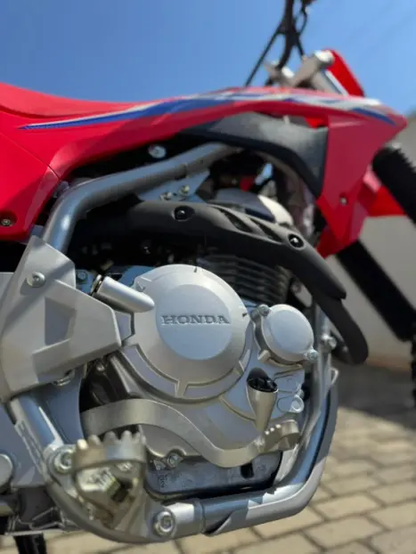 HONDA CRF 250 F, Foto 4