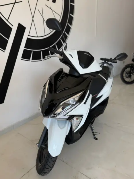 HONDA Elite 125 , Foto 2