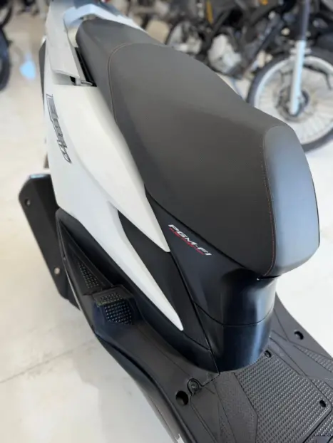 HONDA Elite 125 , Foto 4