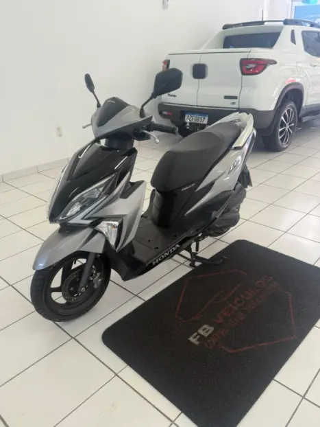 HONDA Elite 125 , Foto 2
