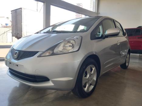 HONDA Fit 1.4 16V 4P LX FLEX AUTOMÁTICO, Foto 5 HONDA Fit 1.4 16V 4P LX FLEX AUTOMÁTICO, Foto 5