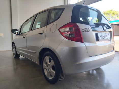 HONDA Fit 1.4 16V 4P LX FLEX AUTOMÁTICO, Foto 2 HONDA Fit 1.4 16V 4P LX FLEX AUTOMÁTICO, Foto 2