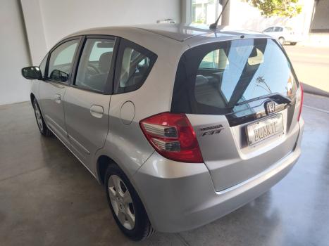 HONDA Fit 1.4 16V 4P LX FLEX AUTOMÁTICO, Foto 7 HONDA Fit 1.4 16V 4P LX FLEX AUTOMÁTICO, Foto 7