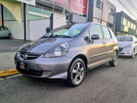 HONDA Fit 1.4 16V 4P LX, Foto 6 HONDA Fit 1.4 16V 4P LX, Foto 6