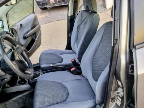 HONDA Fit 1.4 16V 4P LX, Foto 16 HONDA Fit 1.4 16V 4P LX, Foto 16