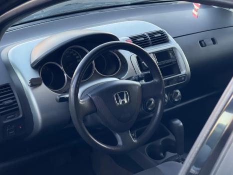 HONDA Fit 1.4 16V 4P LX, Foto 8 HONDA Fit 1.4 16V 4P LX, Foto 8