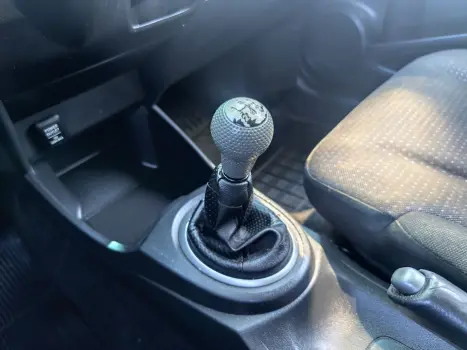 HONDA Fit 1.4 16V 4P LX FLEX AUTOM�TICO, Foto 17