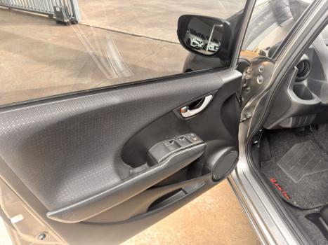 HONDA Fit 1.4 16V 4P DX FLEX AUTOM�TICO, Foto 10