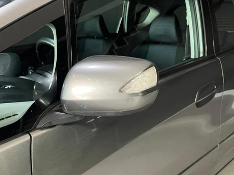 HONDA Fit 1.4 4P LX FLEX, Foto 4 HONDA Fit 1.4 4P LX FLEX, Foto 4