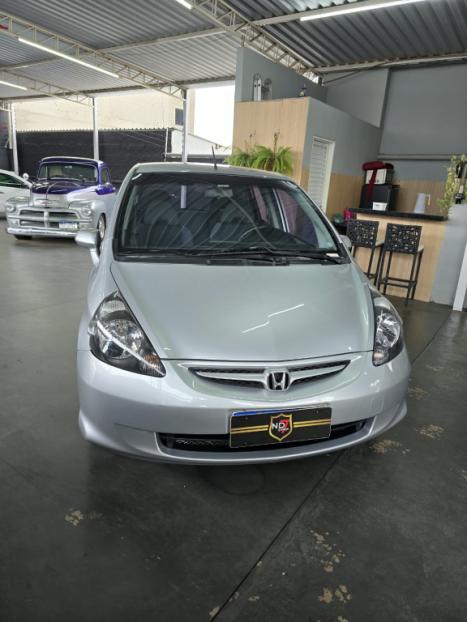 HONDA Fit 1.4 4P LX, Foto 2