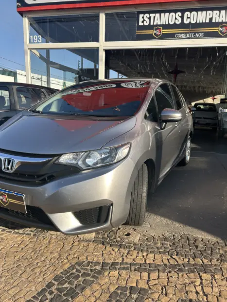 HONDA Fit 1.5 16V 4P LX FLEX AUTOMÁTICO, Foto 3 HONDA Fit 1.5 16V 4P LX FLEX AUTOMÁTICO, Foto 3