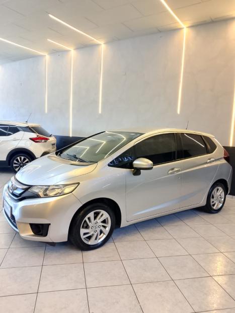HONDA Fit 1.5 16V 4P LX FLEX AUTOMÁTICO, Foto 5 HONDA Fit 1.5 16V 4P LX FLEX AUTOMÁTICO, Foto 5