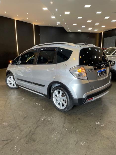 HONDA Fit 1.5 16V 4P TWIST FLEX AUTOM�TICO, Foto 3