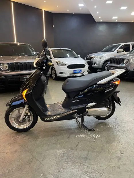 HONDA Lead 110 , Foto 1
