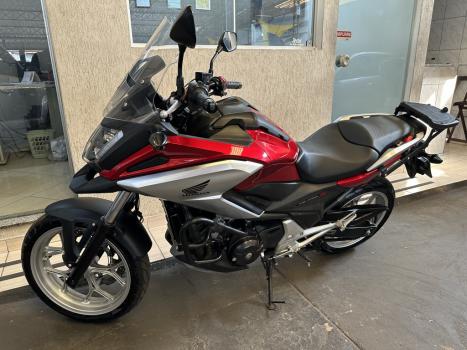 HONDA NC 750 X ABS, Foto 4 HONDA NC 750 X ABS, Foto 4