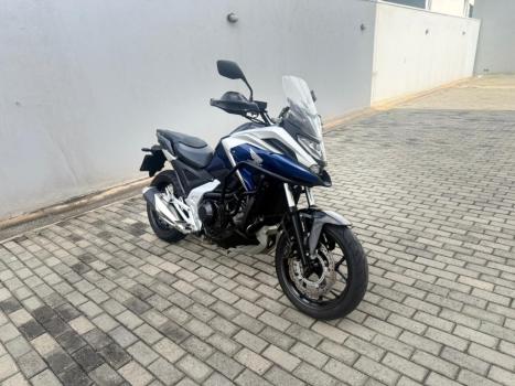HONDA NC 750 X ABS, Foto 5