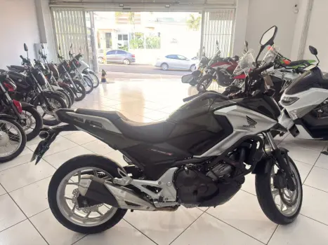 HONDA NC 750 X ABS, Foto 6
