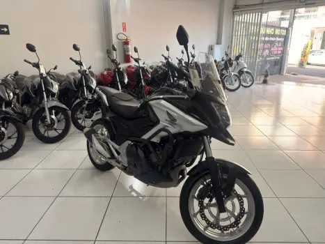 HONDA NC 750 X ABS, Foto 7