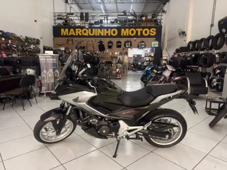 HONDA NC 750 X ABS, Foto 1
