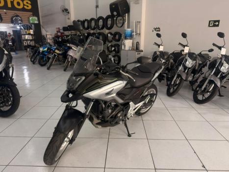 HONDA NC 750 X ABS, Foto 2