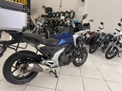 HONDA NC 750 X ABS, Foto 2