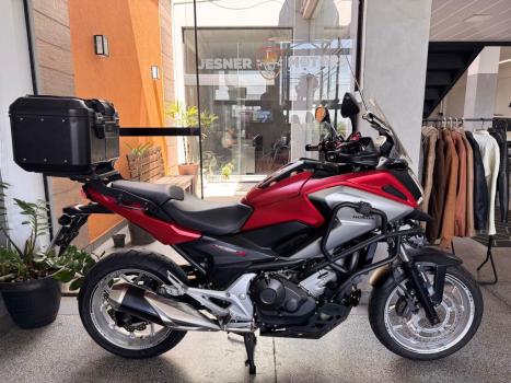 HONDA NC 750 X ABS, Foto 2