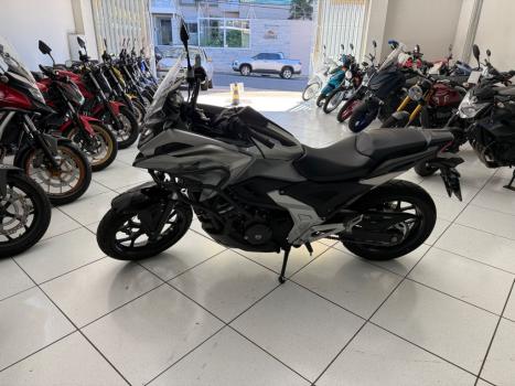 HONDA NC 750 X DCT, Foto 3