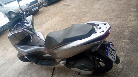 HONDA PCX 150 DLX, Foto 3