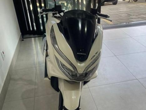 HONDA PCX 150 DLX, Foto 2
