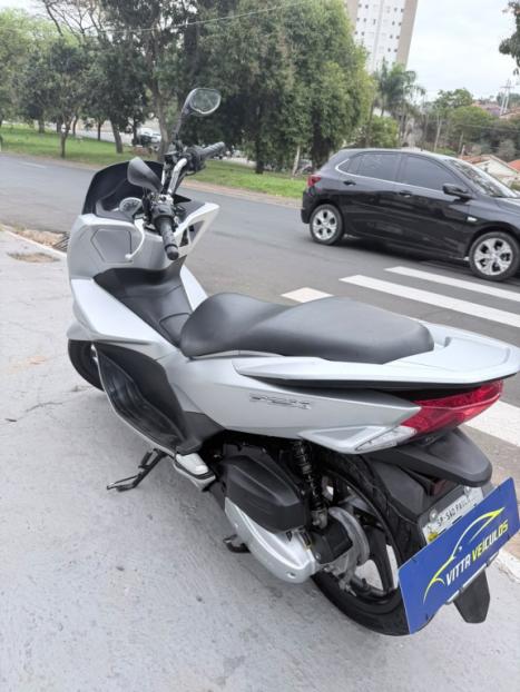 HONDA PCX 150 DLX, Foto 5