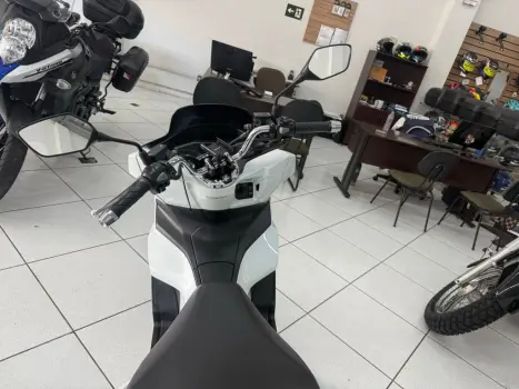 HONDA PCX 160 ABS, Foto 2