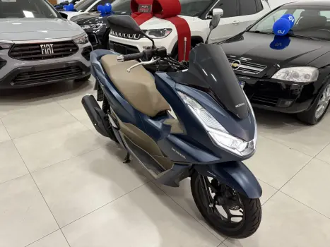 HONDA PCX 160 DLX ABS, Foto 2 HONDA PCX 160 DLX ABS, Foto 2