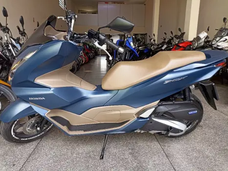 HONDA PCX 160 DLX ABS, Foto 2